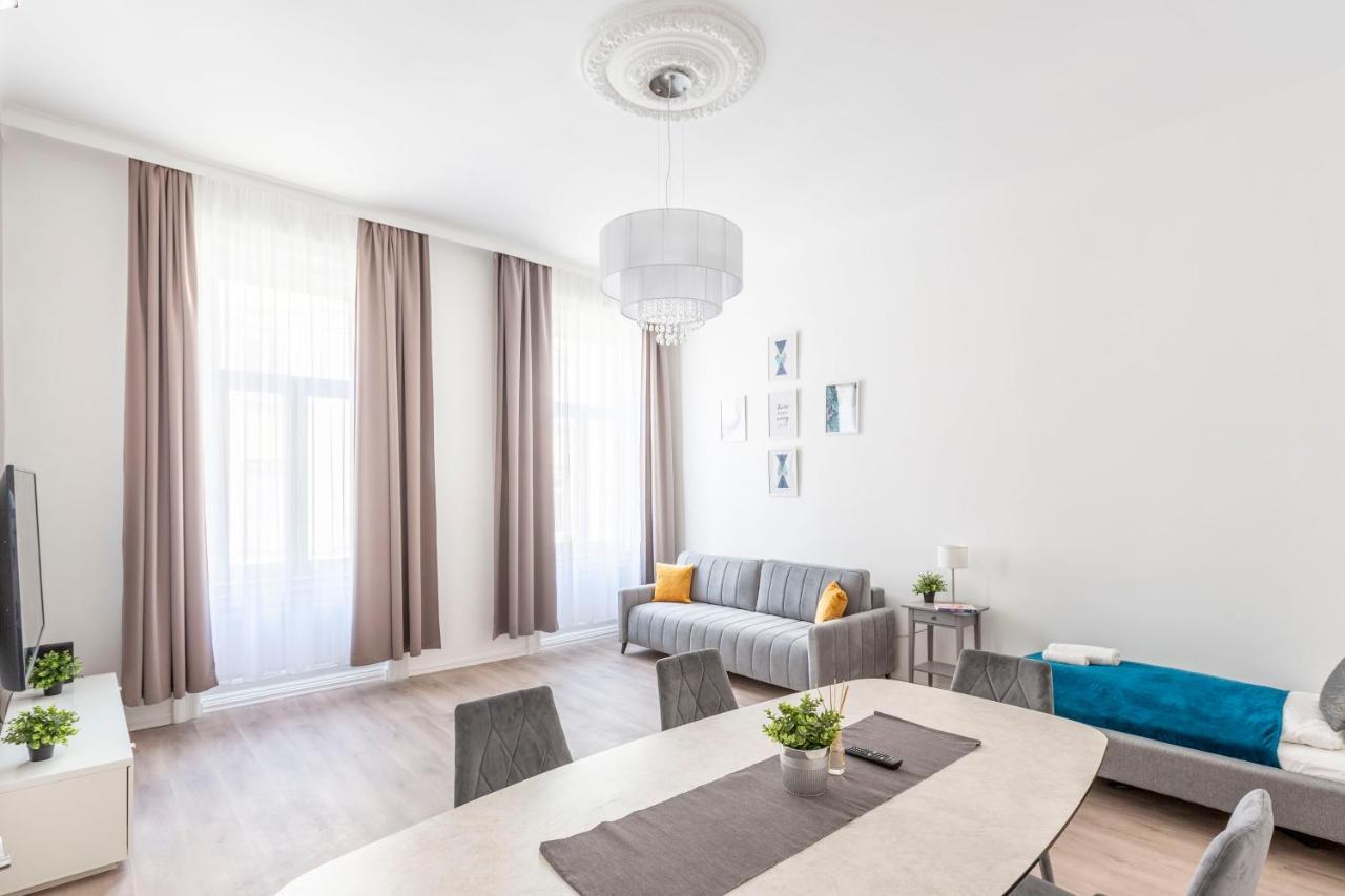 Exclusive Downtown Apartment In The Heart Of Budapest Esterno foto