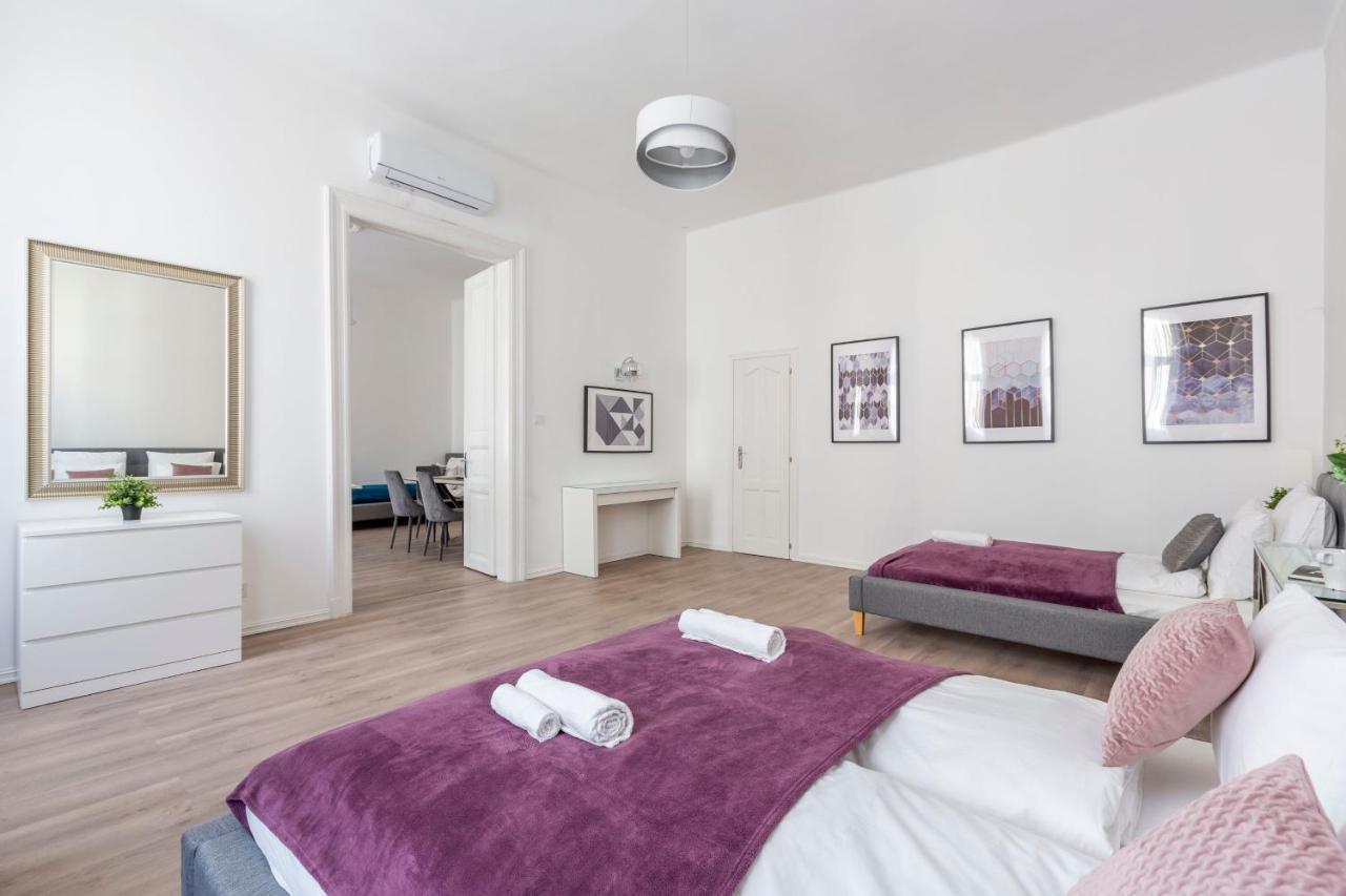Exclusive Downtown Apartment In The Heart Of Budapest Esterno foto