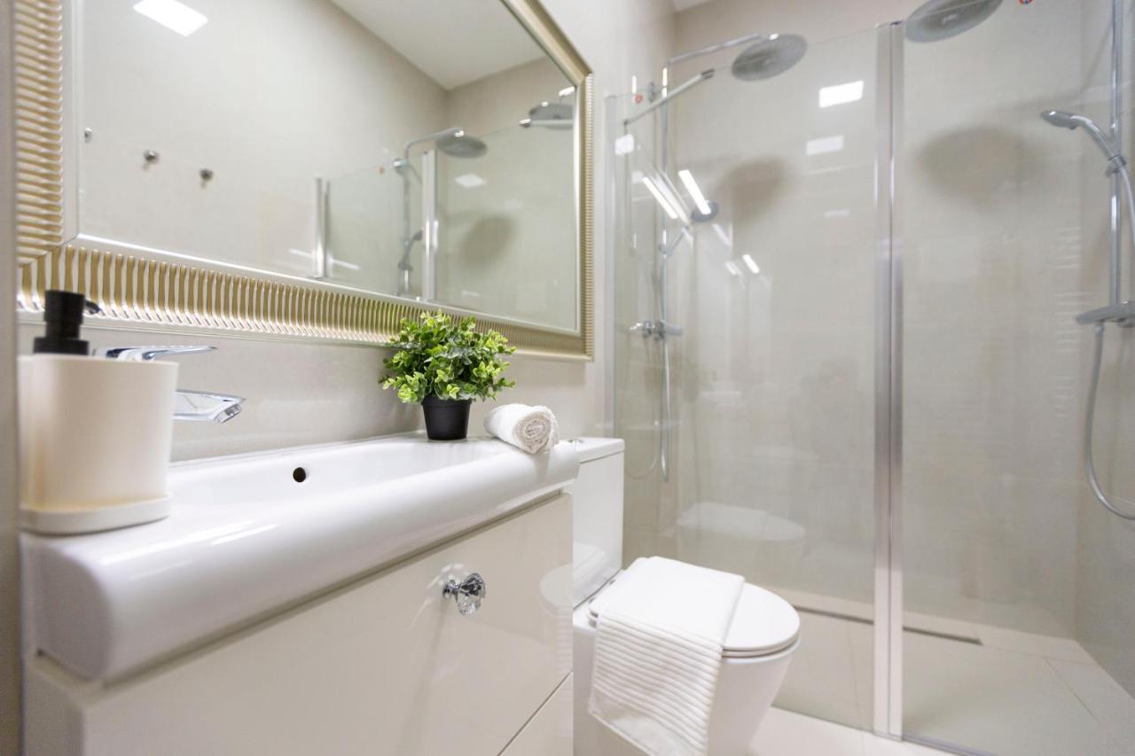 Exclusive Downtown Apartment In The Heart Of Budapest Esterno foto