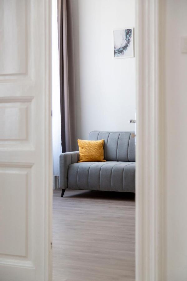 Exclusive Downtown Apartment In The Heart Of Budapest Esterno foto